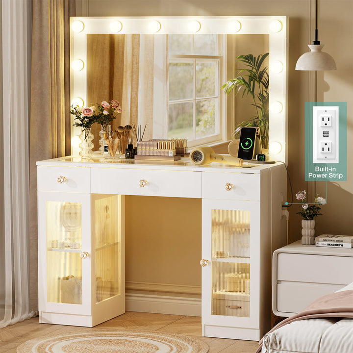 Pamapic Makeup Vanity Desk with Mirror & 12 LED Bulbs